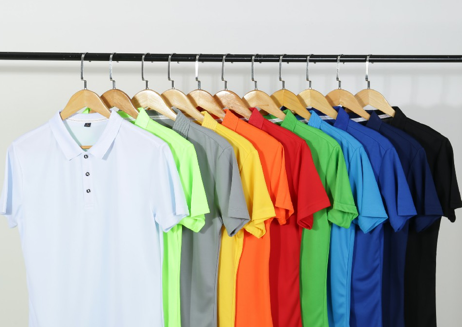定制企業(yè)戶(hù)外活動(dòng)服裝，選擇定制速干POLO衫還是速干T恤衫呢？