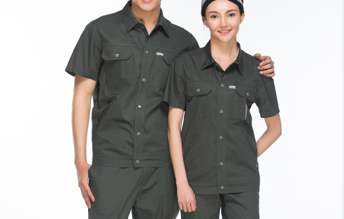公司夏季服裝定制，短袖工作服定制不僅需要舒適還需要透氣/耐磨